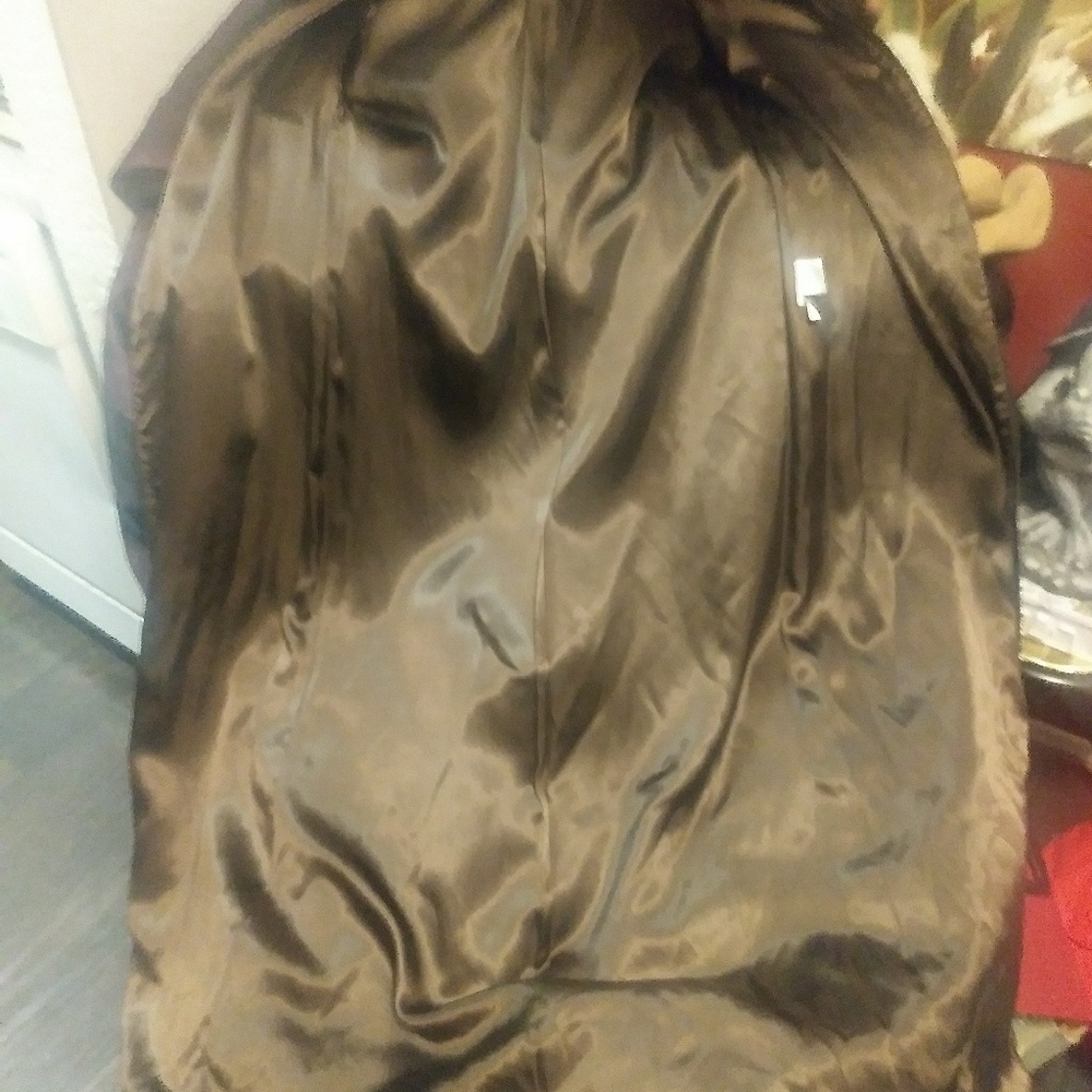Fendi full length heirloom sleeveless mink coat. - Picture 4 of 7